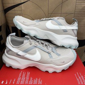 Nike TC 7900 Sail Light Orewood Brown Sail DD9682-102 Women Size 11
